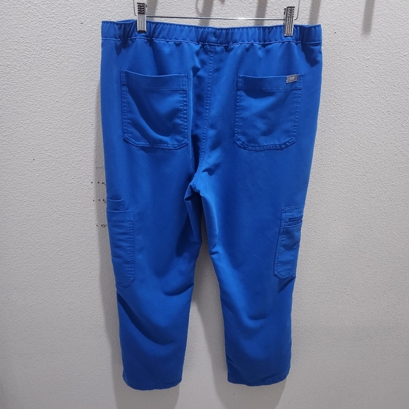 FIGS Men Scrub Cairo Cargo Pants Royal Blue Sz M/S Technical Collection TM3001S - Picture 4 of 11